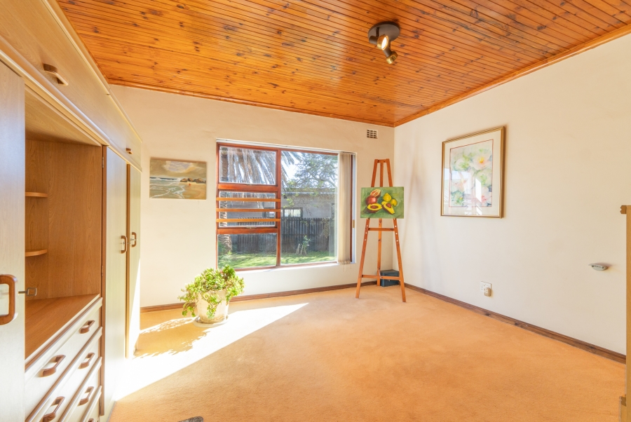 4 Bedroom Property for Sale in Pringle Bay Western Cape